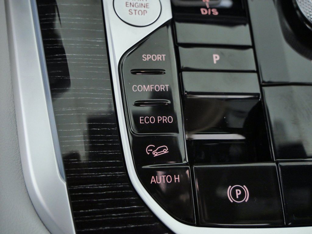 Thumbnail: 2026 BMW X5 - 42