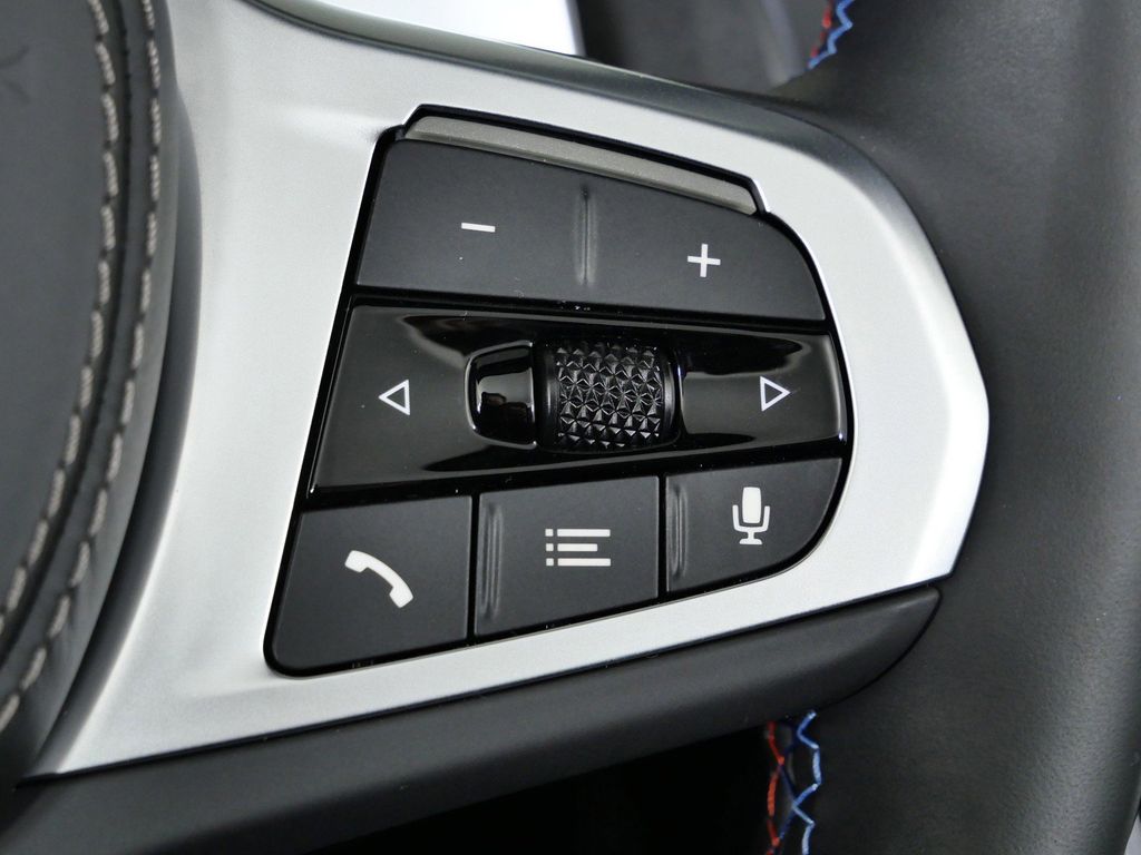 Thumbnail: 2025 BMW 8 Series - 46