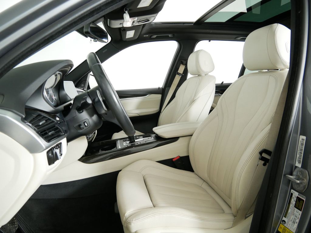 2016 BMW X5 xDrive35i 33
