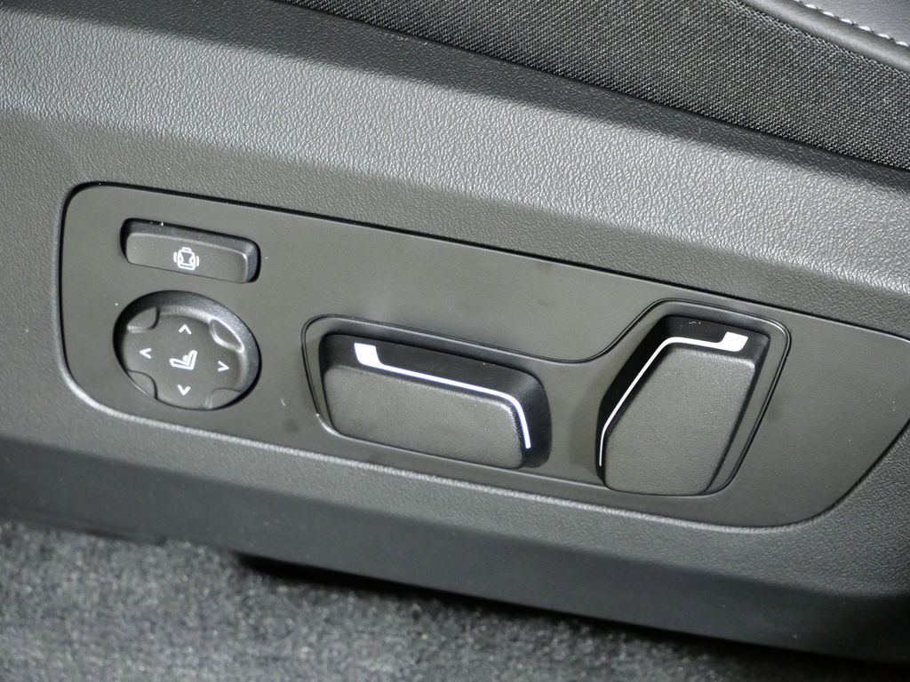 Thumbnail: 2026 BMW X3 - 38