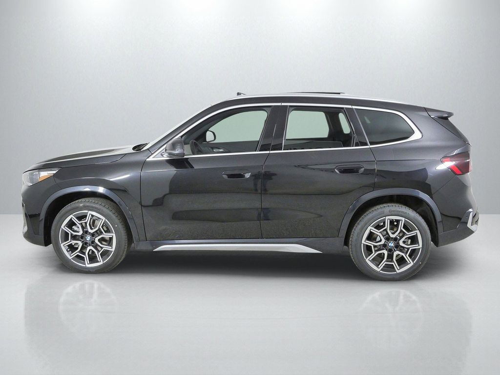 Thumbnail: 2026 BMW X1 - 15