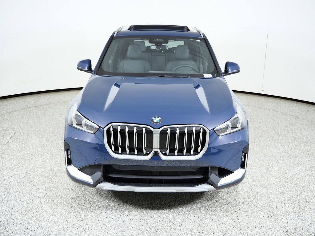 Thumbnail: 2026 BMW X1 - 16