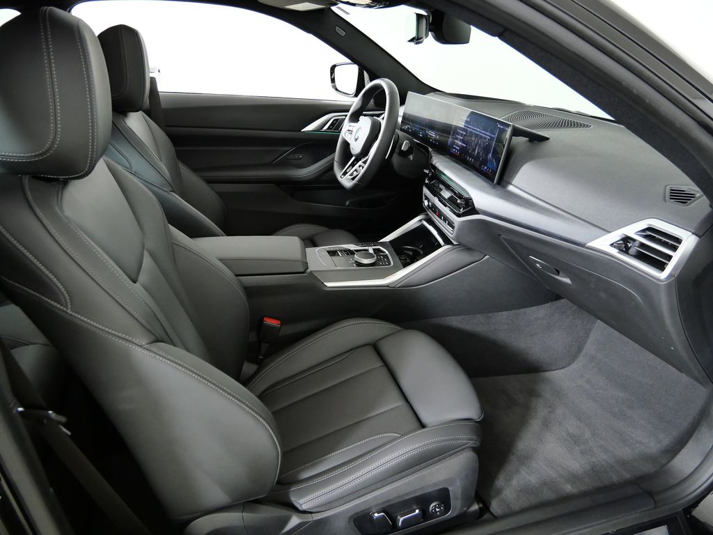 Thumbnail: 2025 BMW 4 Series - 20