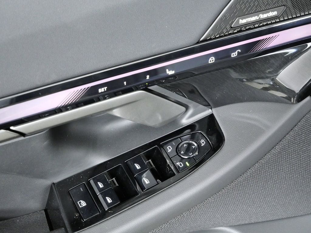 Thumbnail: 2026 BMW 5 Series - 34