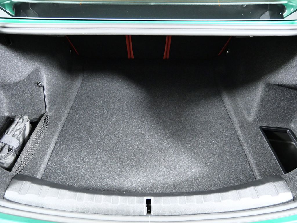 Thumbnail: 2026 BMW M3 - 26