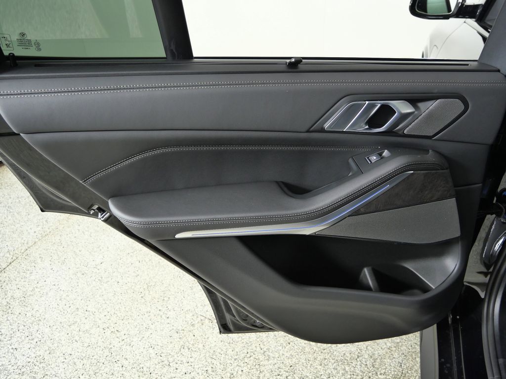 Thumbnail: 2026 BMW X5 - 31