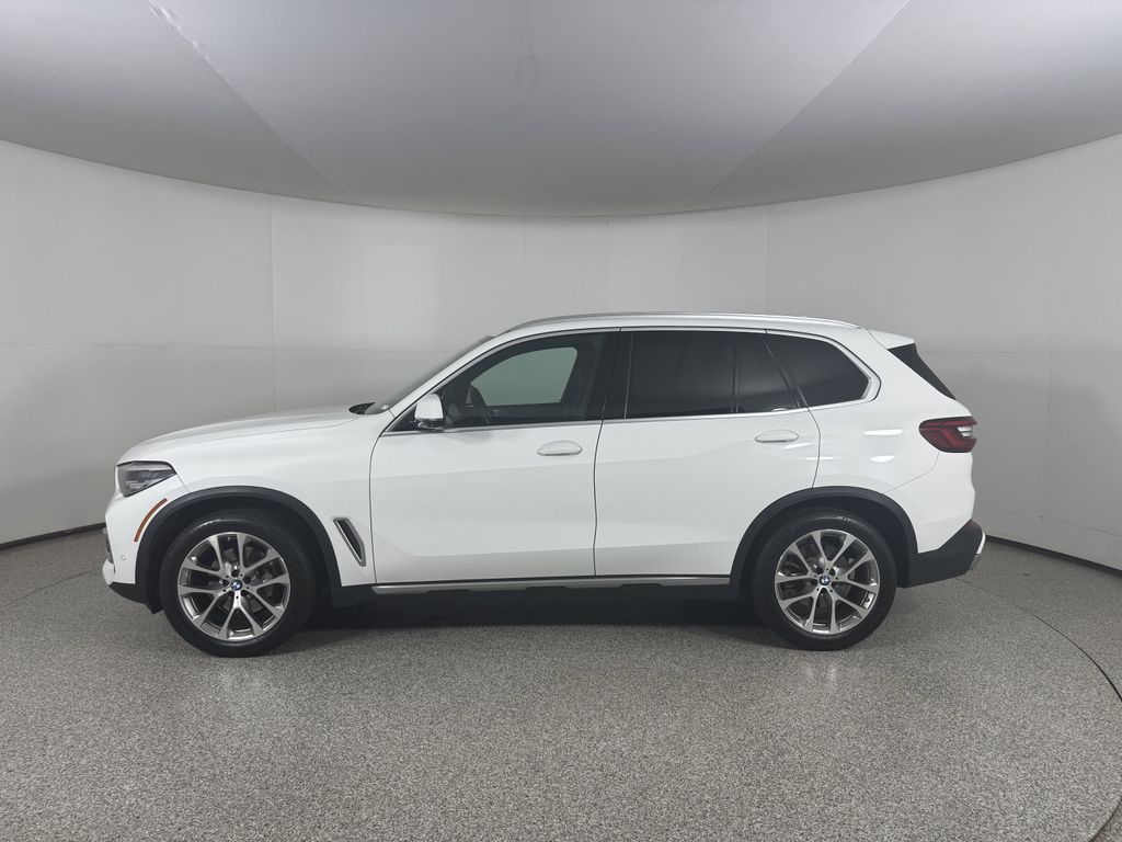 Thumbnail: 2020 BMW X5 - 5