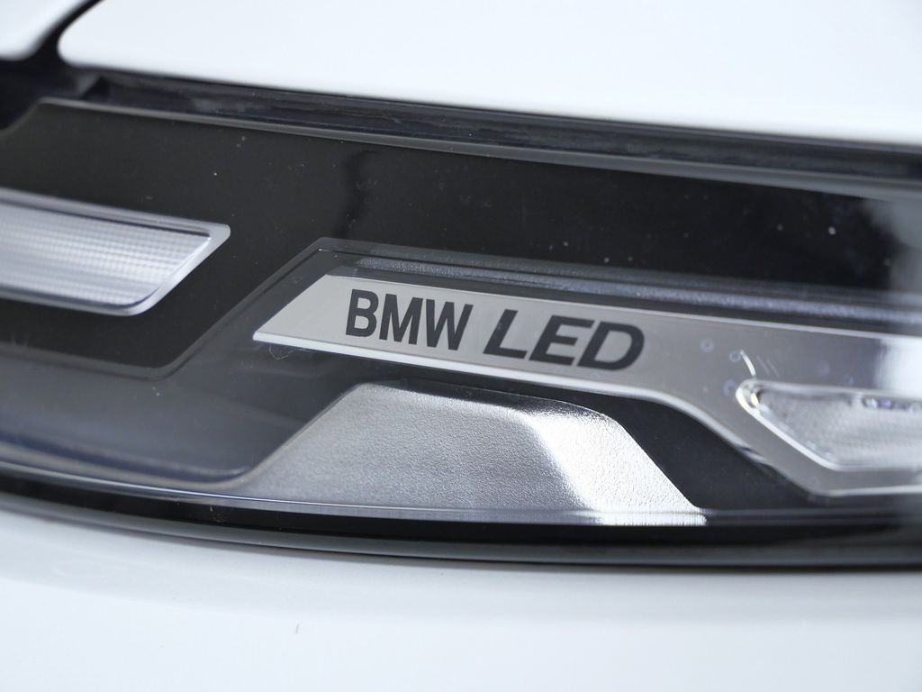 Thumbnail: 2023 BMW X7 - 5