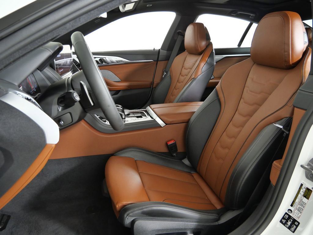 Thumbnail: 2026 BMW 8 Series - 36