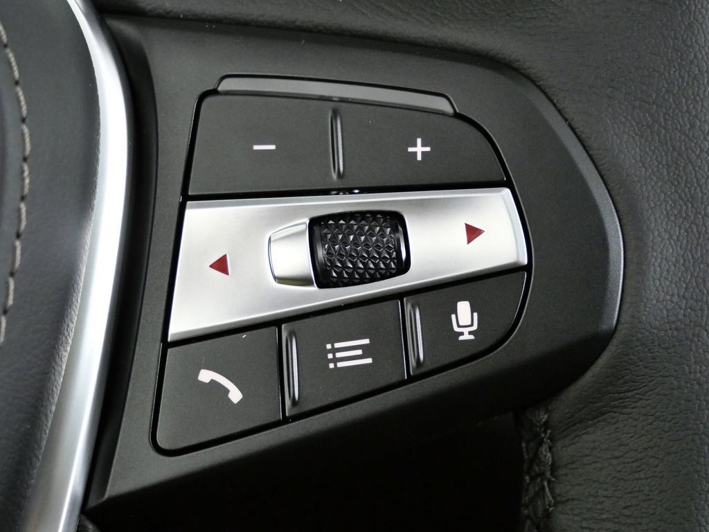 Thumbnail: 2026 BMW X5 - 44