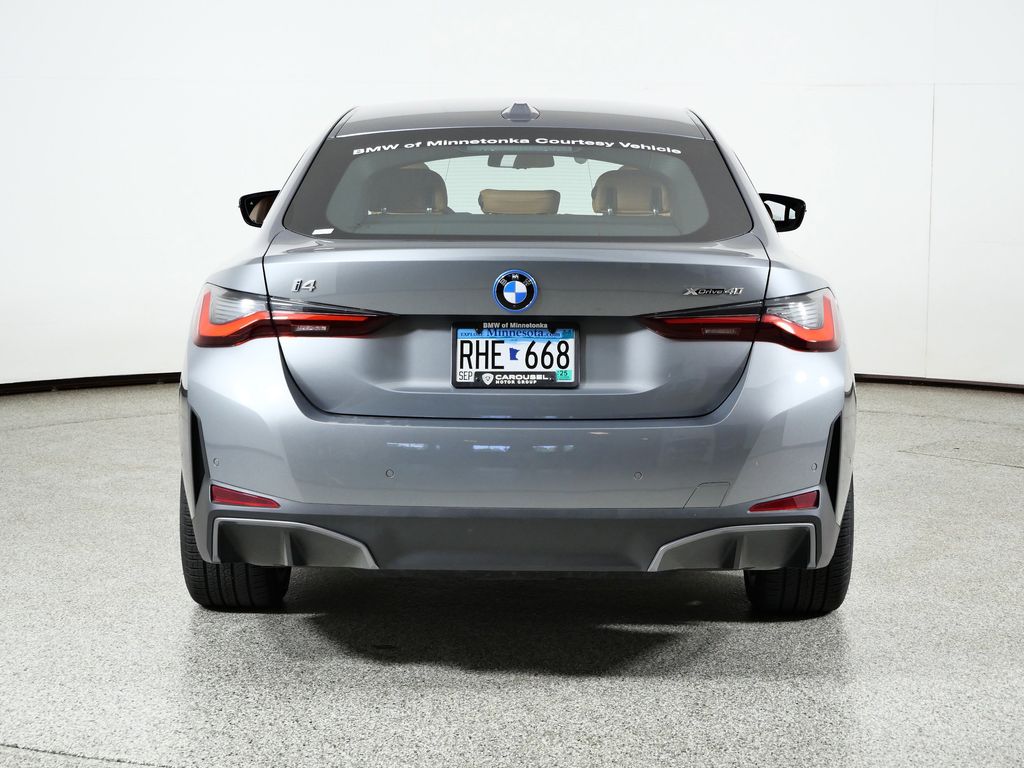 Thumbnail: 2025 BMW i4 - 11