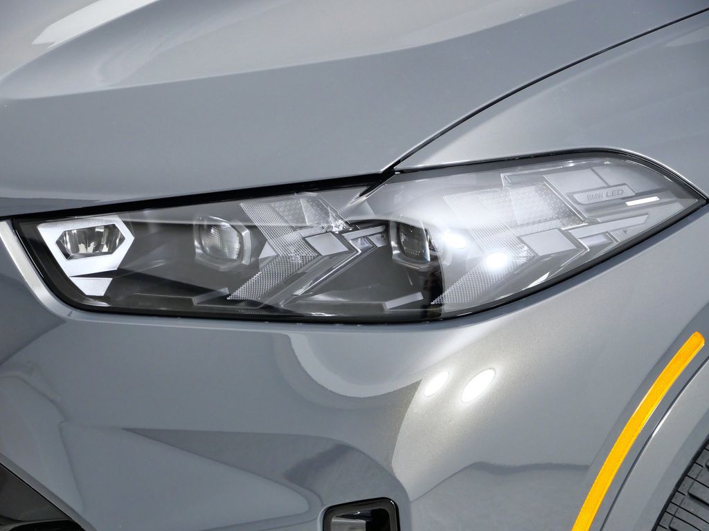 Thumbnail: 2026 BMW X5 - 3