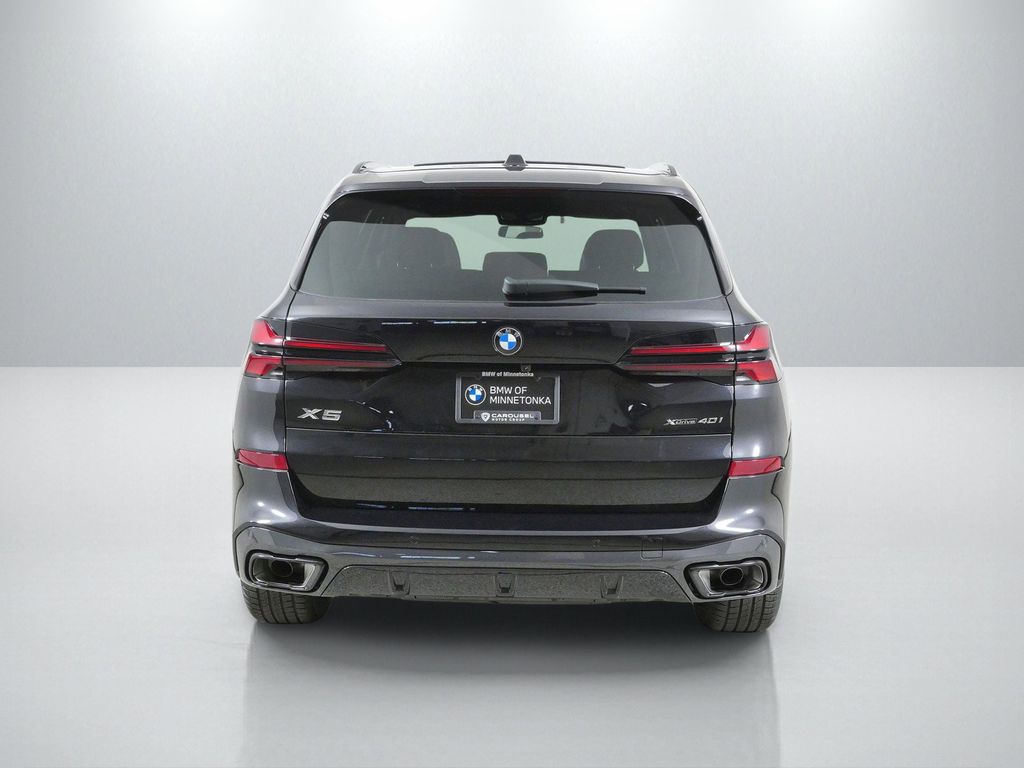 Thumbnail: 2026 BMW X5 - 10