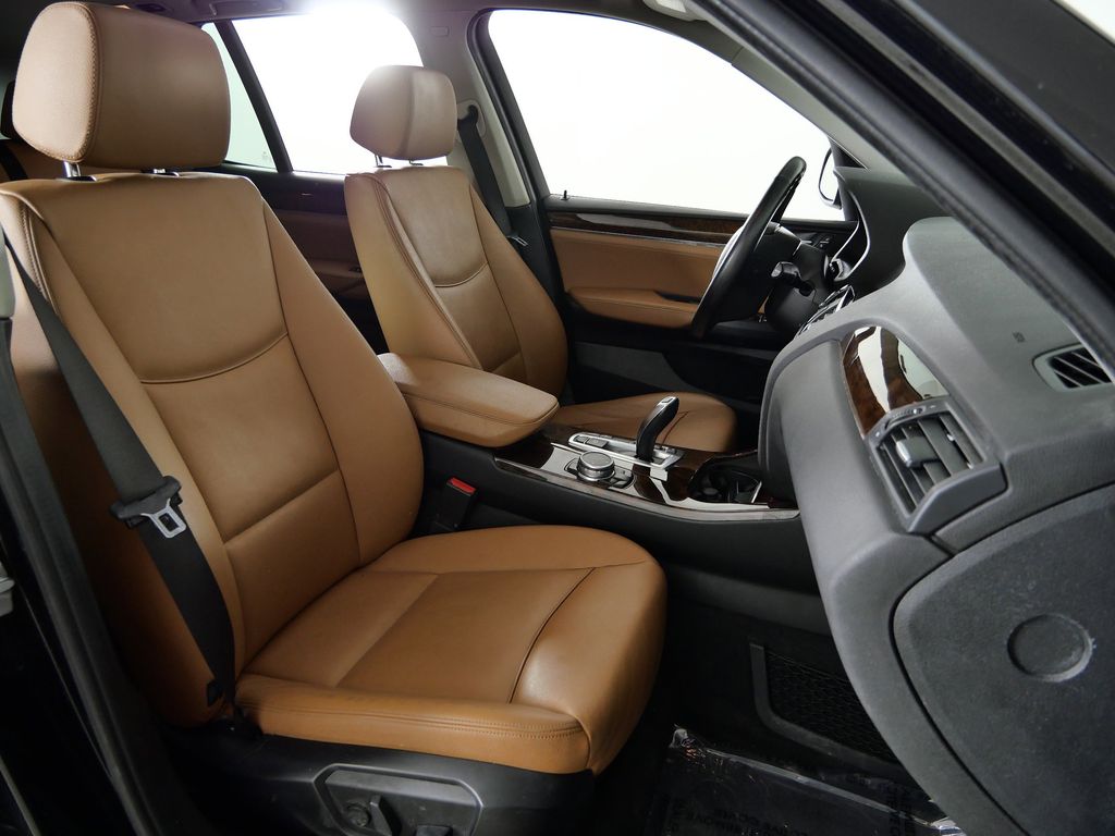 Thumbnail: 2016 BMW X3 - 21