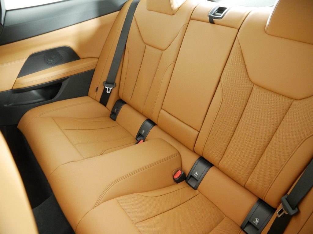 Thumbnail: 2025 BMW 4 Series - 28