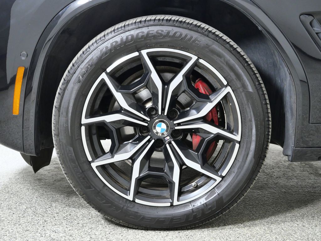 Thumbnail: 2025 BMW X4 - 21