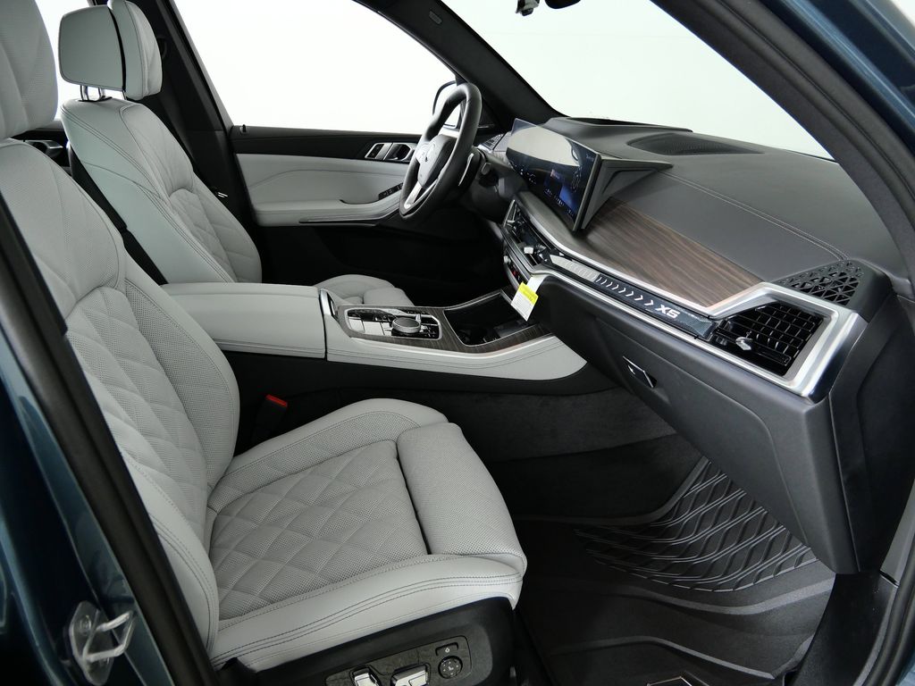 Thumbnail: 2026 BMW X5 - 20