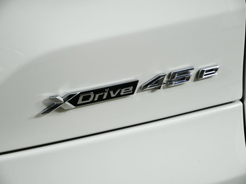 Thumbnail: 2023 BMW X5 - 14