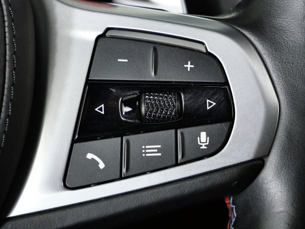 Thumbnail: 2023 BMW X4 - 43