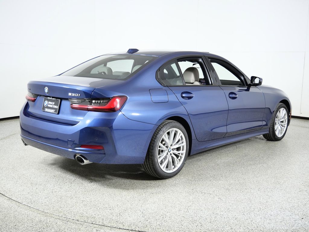 Thumbnail: 2023 BMW 3 Series - 11