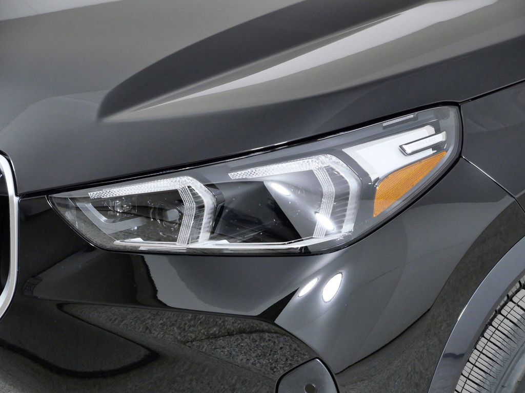 Thumbnail: 2026 BMW X1 - 3
