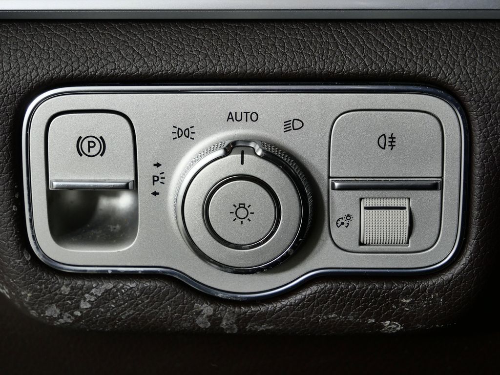 Thumbnail: 2021 Mercedes-Benz GLE - 40