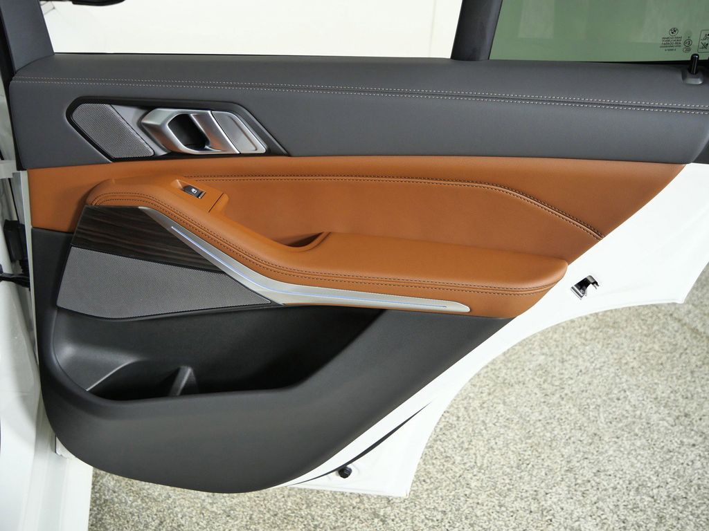 Thumbnail: 2026 BMW X5 - 25
