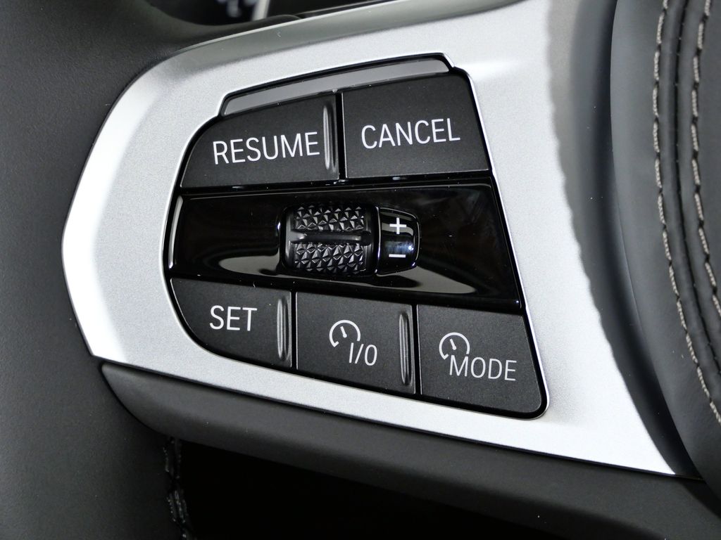 Thumbnail: 2026 BMW X5 - 42