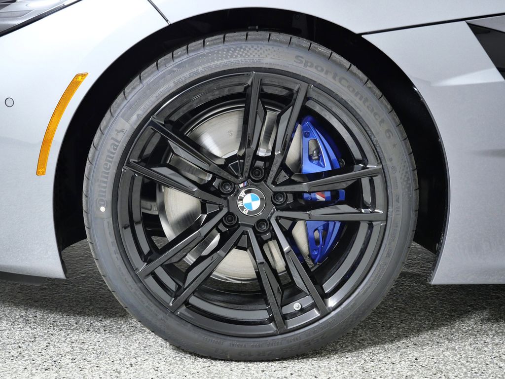 Thumbnail: 2026 BMW Z4 - 17