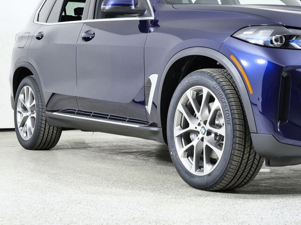 Thumbnail: 2026 BMW X5 - 7