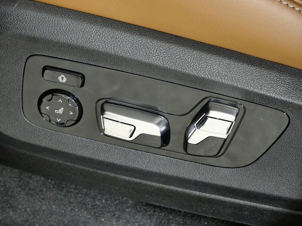 Thumbnail: 2026 BMW X5 - 39