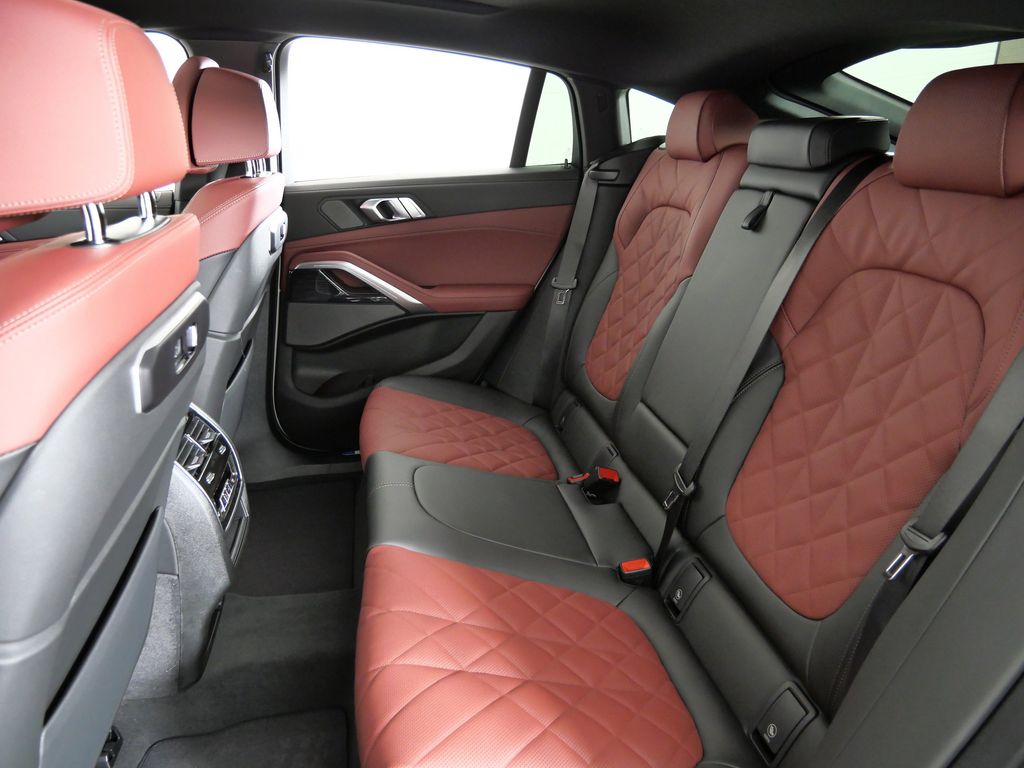 Thumbnail: 2026 BMW X6 - 32