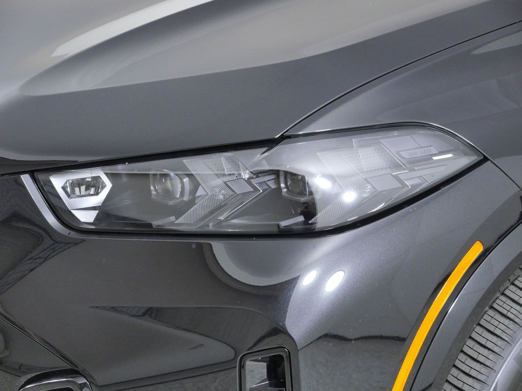 Thumbnail: 2026 BMW X5 - 3