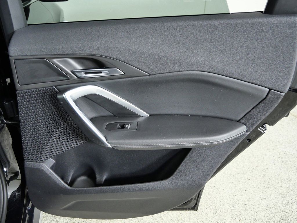 Thumbnail: 2025 BMW X1 - 28