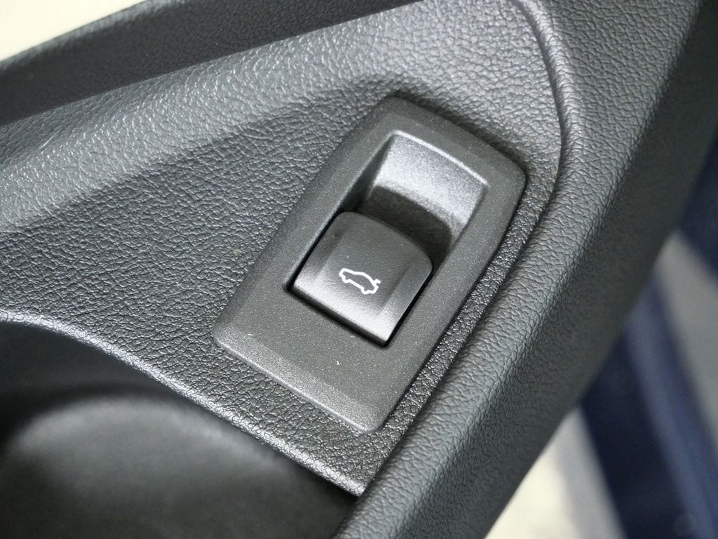 Thumbnail: 2025 BMW 4 Series - 40