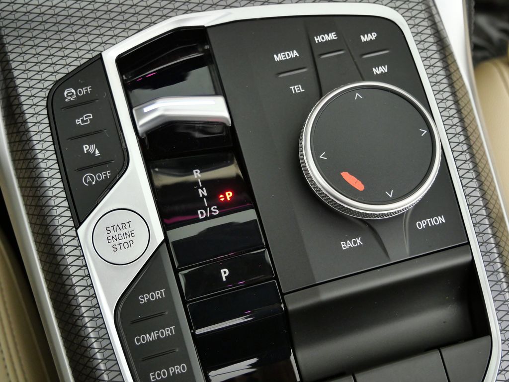 Thumbnail: 2025 BMW 4 Series - 45