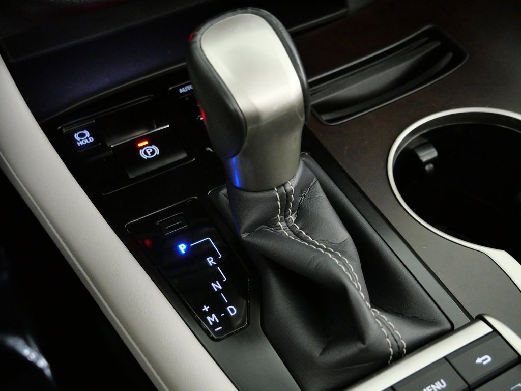 Thumbnail: 2022 Lexus RX - 46