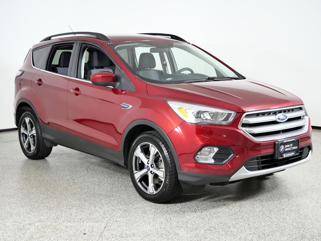 Thumbnail: 2017 Ford Escape - 8