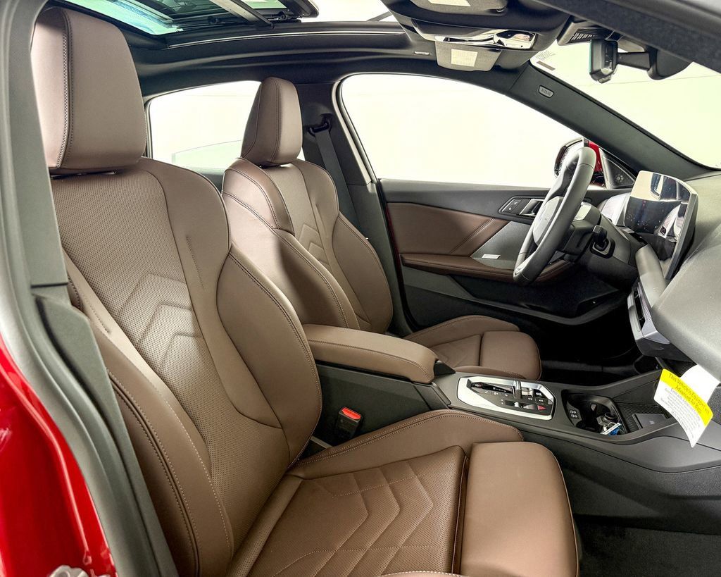 Thumbnail: 2025 BMW 2 Series - 21