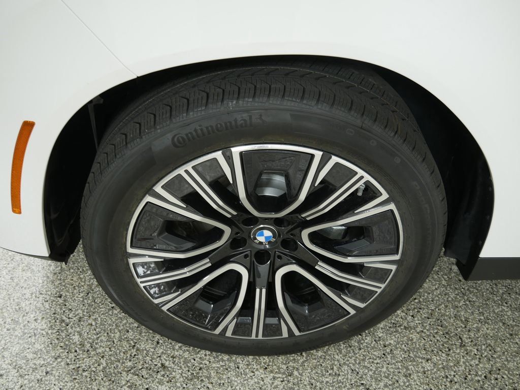 Thumbnail: 2025 BMW X3 - 20