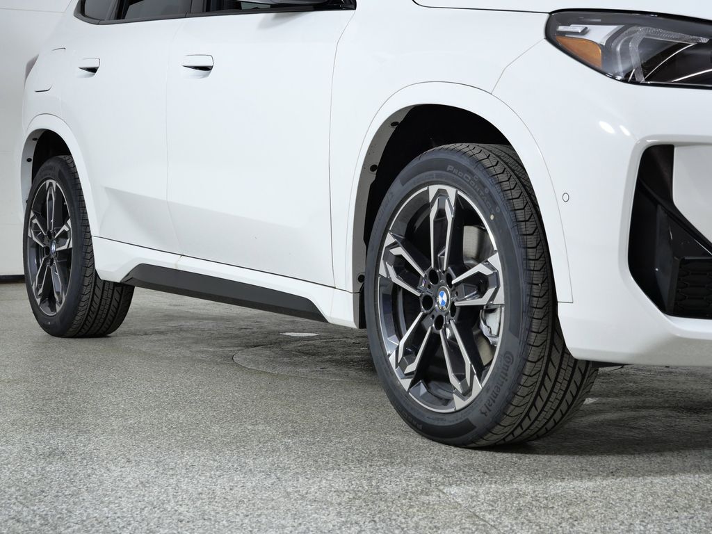 Thumbnail: 2026 BMW X1 - 6