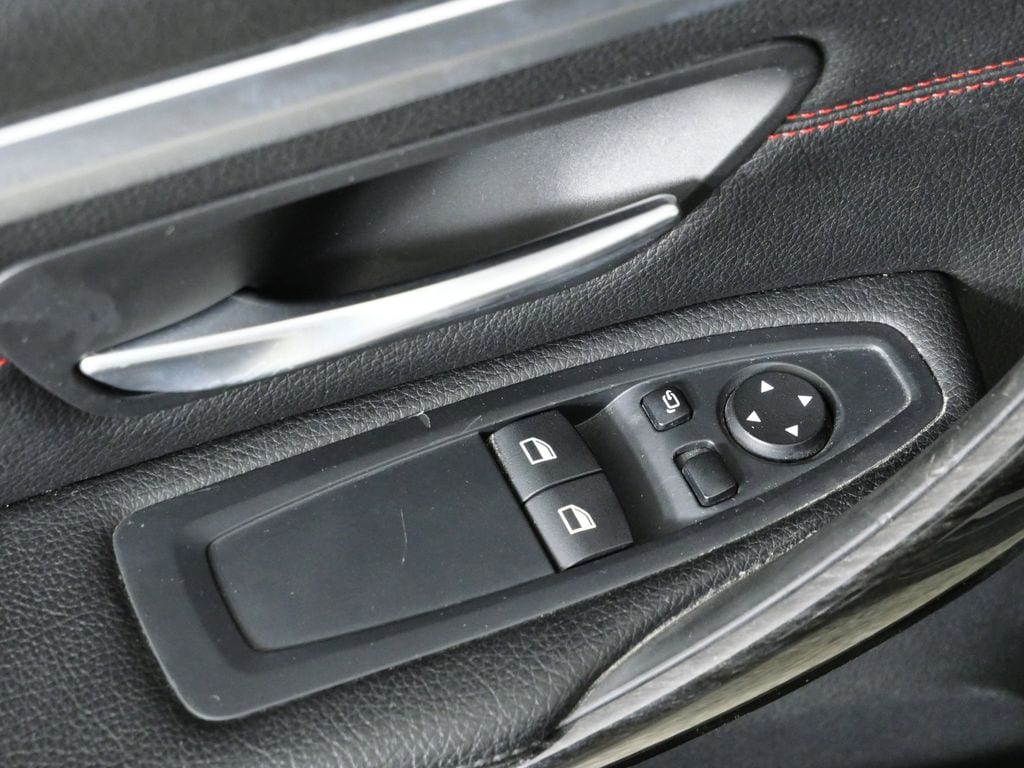 Thumbnail: 2017 BMW 4 Series - 32