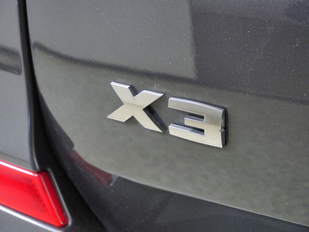 Thumbnail: 2018 BMW X3 - 14