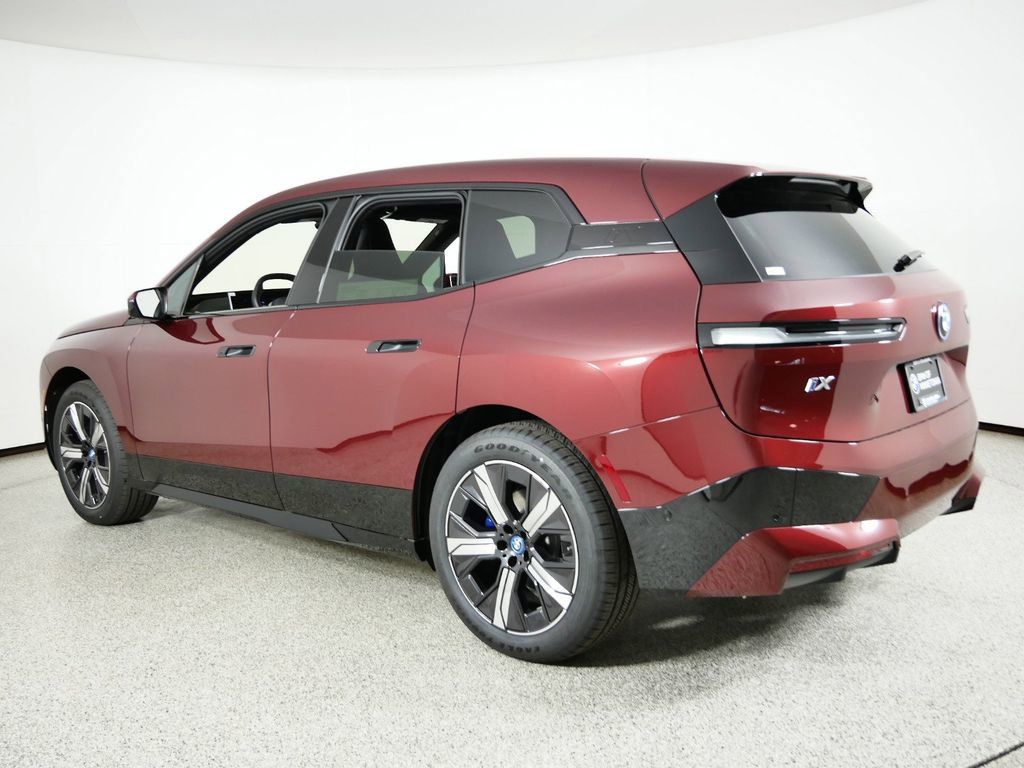 Thumbnail: 2025 BMW iX - 20