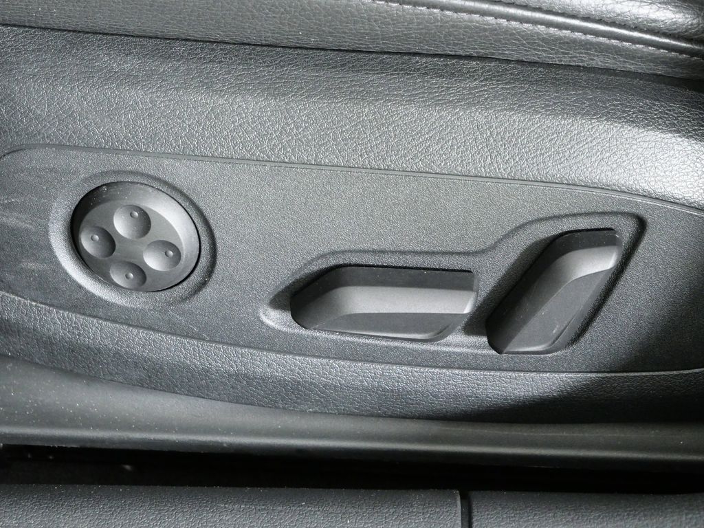 Thumbnail: 2017 Audi A4 - 39