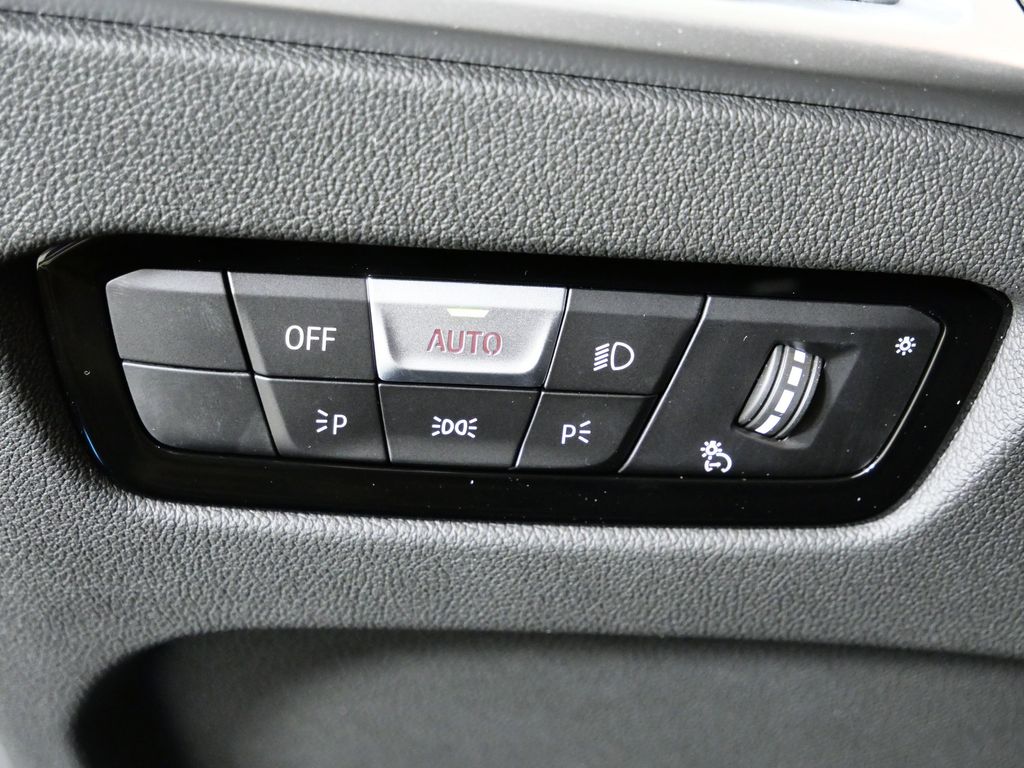 Thumbnail: 2026 BMW M2 - 34