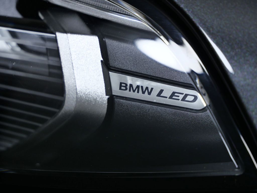 Thumbnail: 2021 BMW X7 - 5