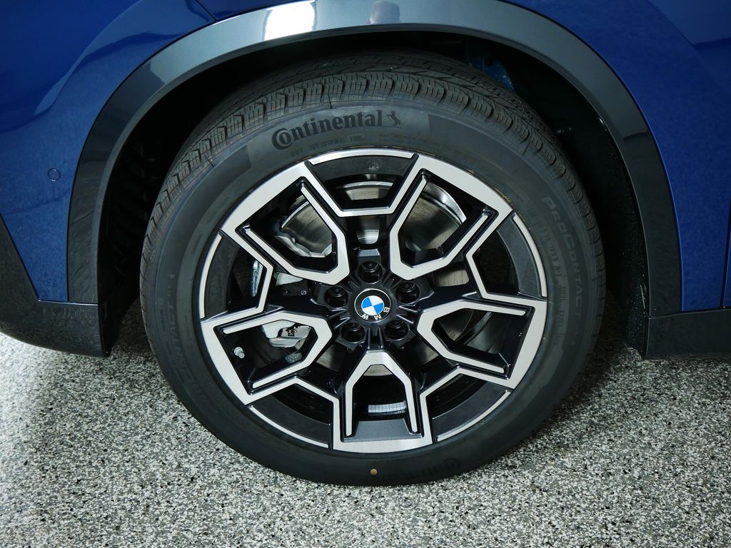 Thumbnail: 2026 BMW X1 - 18