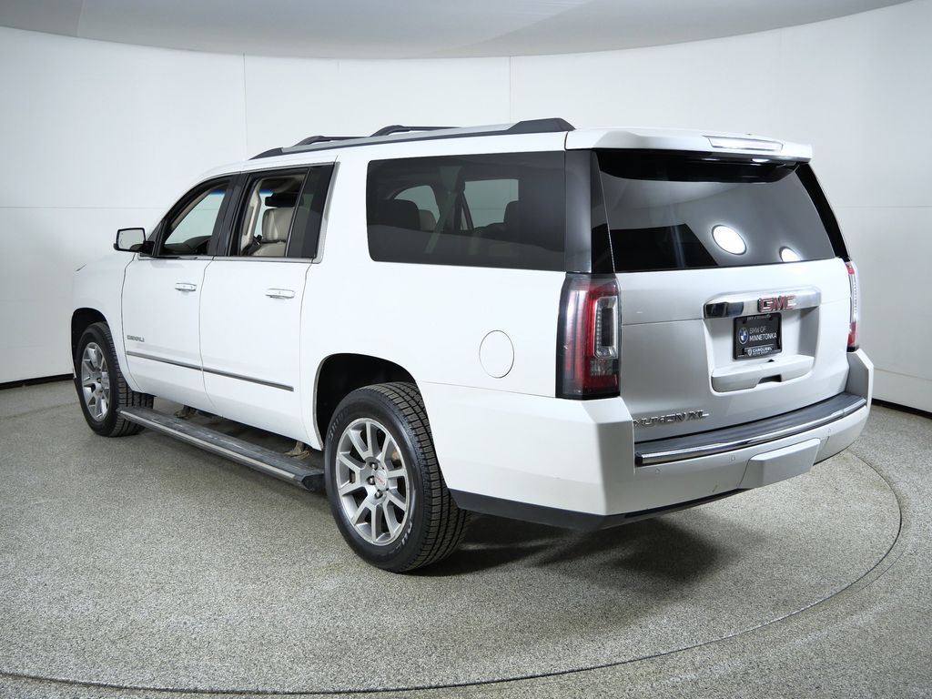 Thumbnail: 2018 GMC Yukon XL - 15