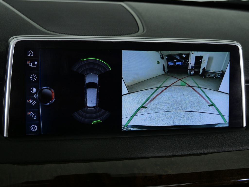 Thumbnail: 2017 BMW X5 - 50